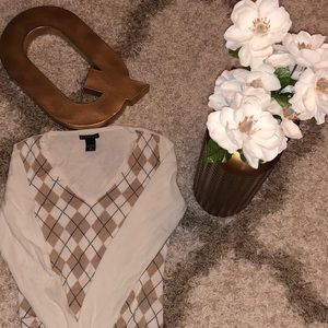 New York and Company v neck sweater